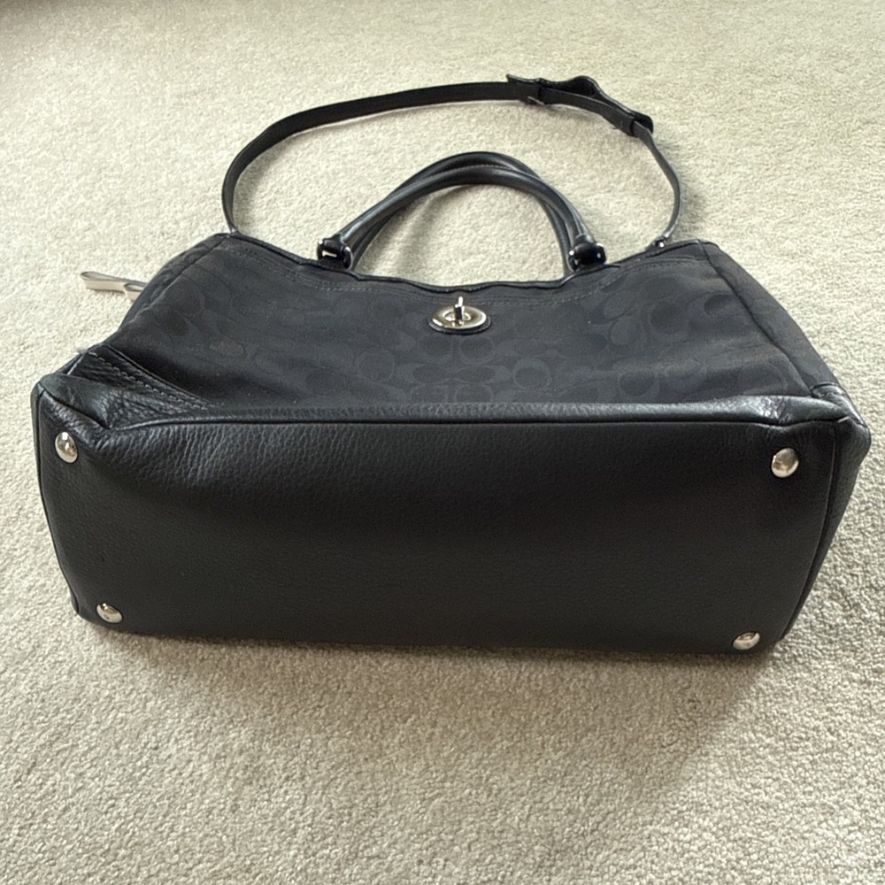 Coach Park Signature Large Carryall Satchel Black Jacquard Canvas F23292 - Picture 2 of 15